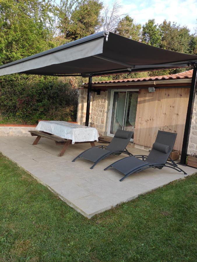 logement paisible à la campagne  Aubarede Extérieur photo